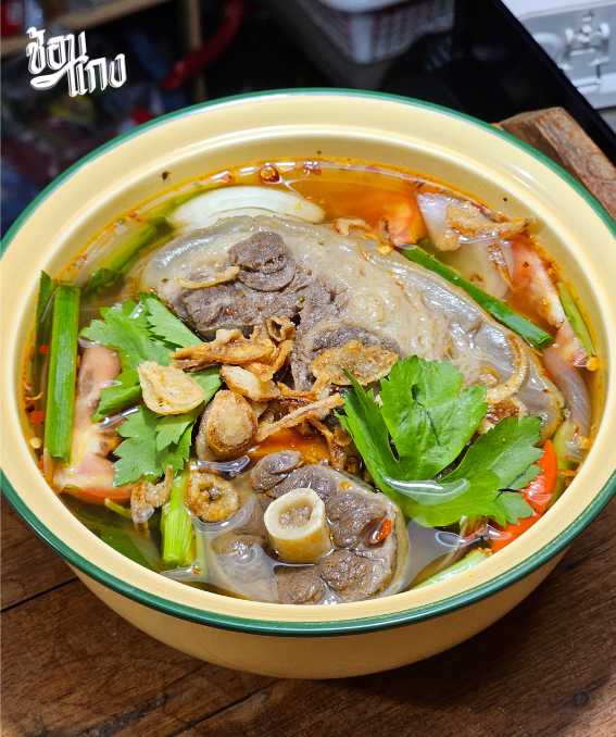 ซุปหางวัว หม้อร้อน ของช้อนแกง